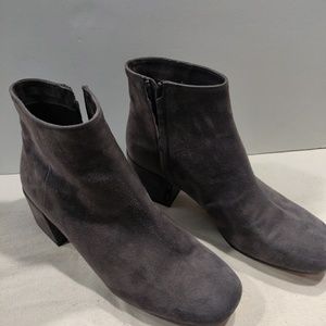 Adorable vince booties